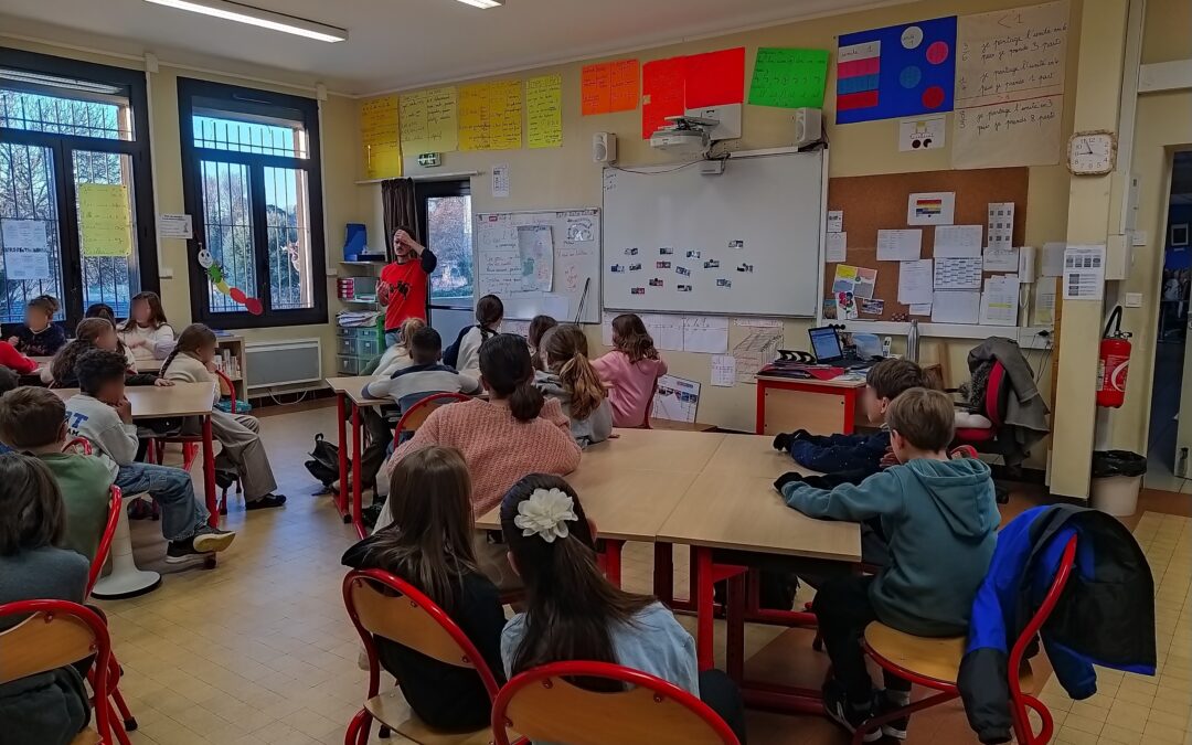 Sensibilisation aux énergies renouvelables dans les écoles